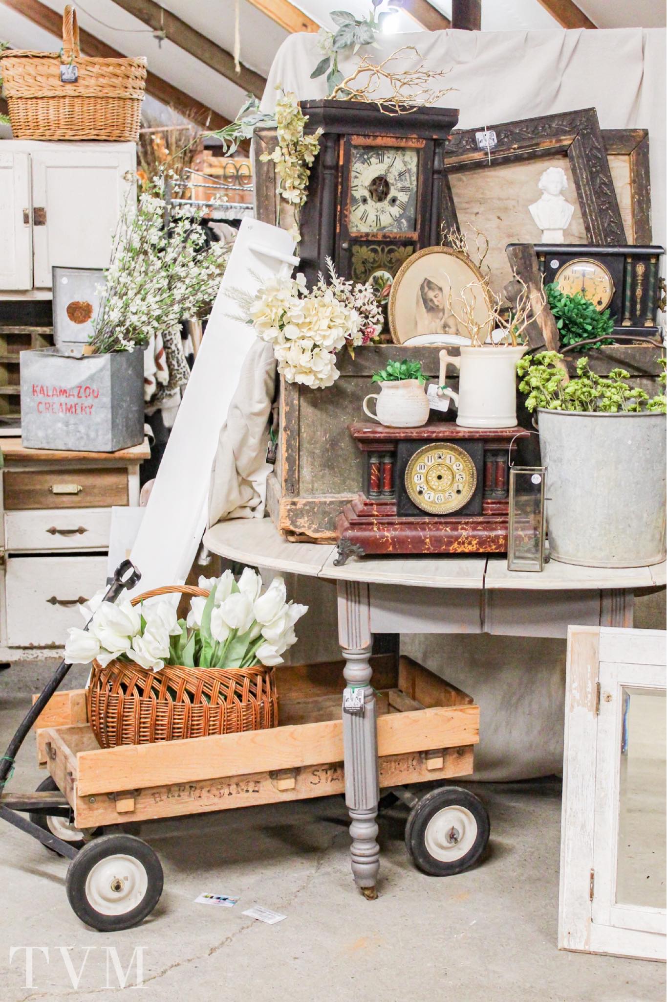 Vintage Boho Inspired Vintage Booth